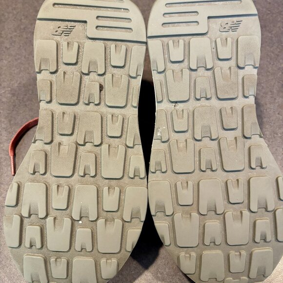 New Balance 57/40 Women’s 7 Suede OYSTER PINK Lace Up Lifestyle Sneakers Casual - Picture 5 of 7